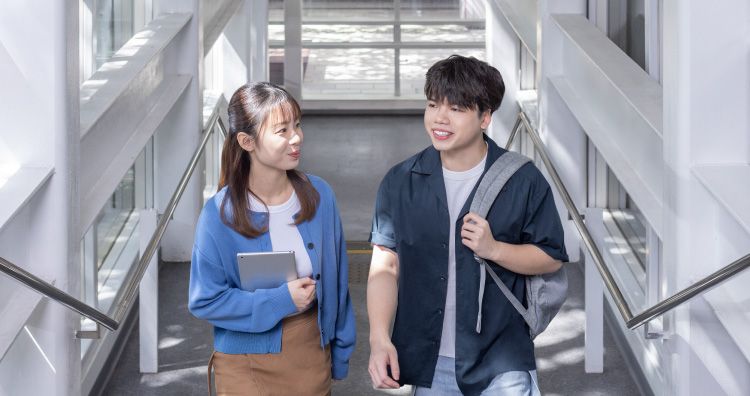 了解关于VTC学费及奖助学金